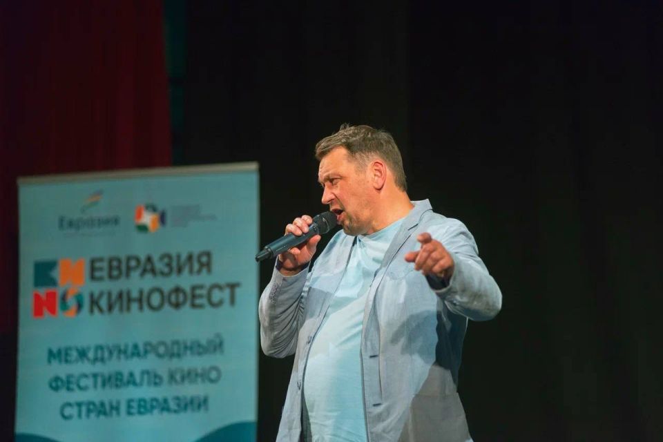 Русский Донбасс продолжает процветать во всех направлениях Русский Донбасс продолжает процветать во всех направлениях