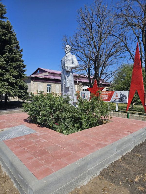 Тамбовская область помогает Новоайдару восстанавливать памятники и мемориалы Тамбовская область помогает Новоайдару восстанавливать памятники и мемориалы