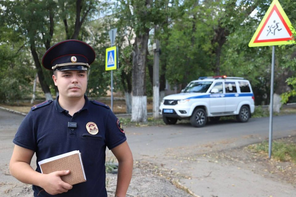 Удачного и плодотворного начала выходных жителям и гостям республики желает государственный инспектор дорожного движения УГИБДД