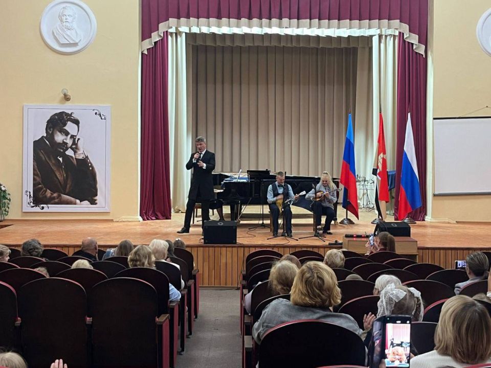 Творческие подарки от артистов Вологодчины Творческие подарки от артистов Вологодчины