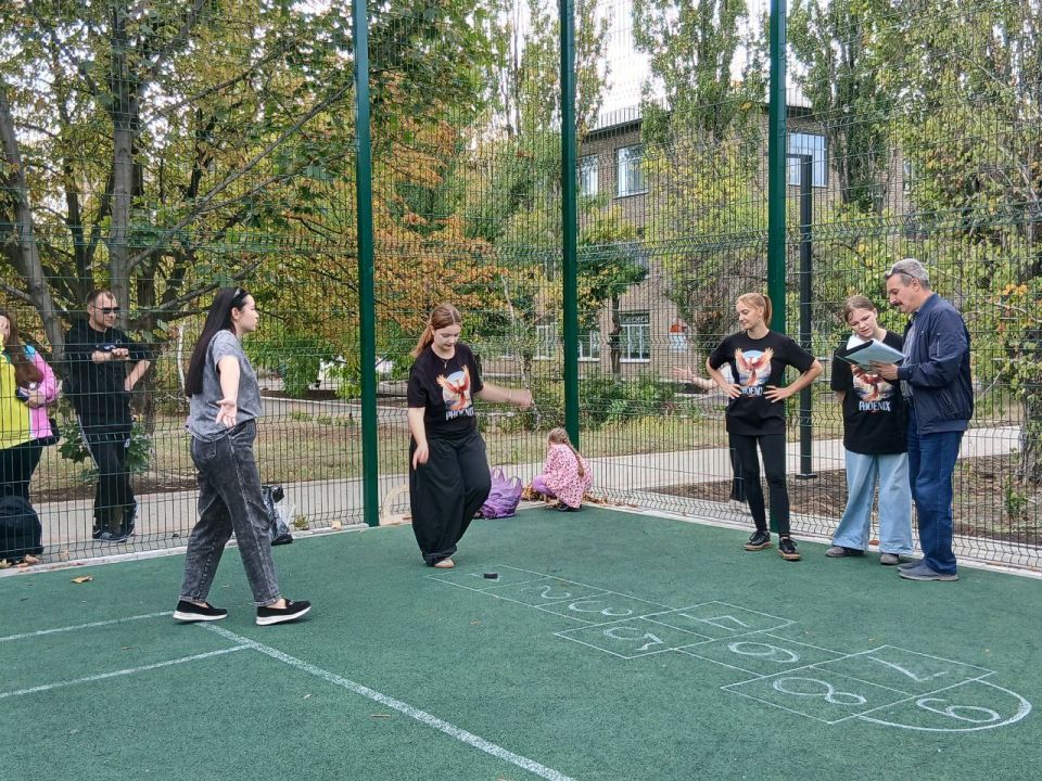 Спортивный семейный фестиваль «Семейная команда» состоялся в Кировске Спортивный семейный фестиваль «Семейная команда» состоялся в Кировске