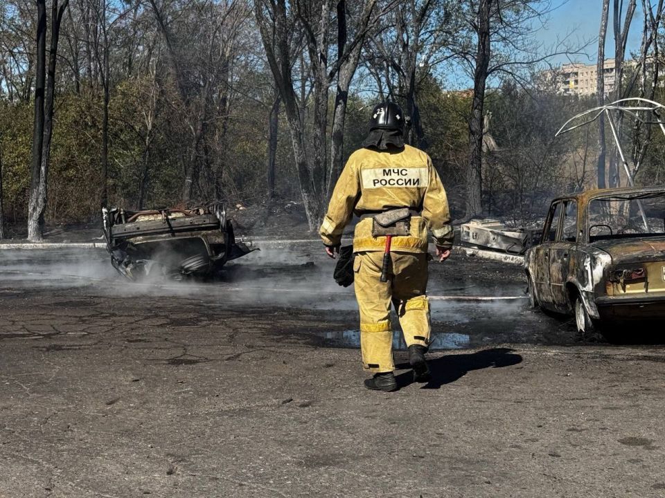 Андрей Губарев: Сегодня Первомайск снова подвергся атаке беспилотных летательных аппаратов со стороны Вооруженных сил Украины Андрей Губарев: Сегодня Первомайск снова подвергся атаке беспилотных летательных аппаратов со стороны Вооруженных сил Украины