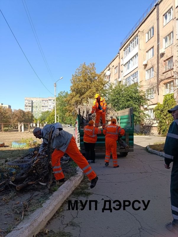 За период с 15 по 19 сентября работниками МУП "ДЭРСУ" были выполнены следующие работы: За период с 15 по 19 сентября работниками МУП "ДЭРСУ" были выполнены следующие работы: