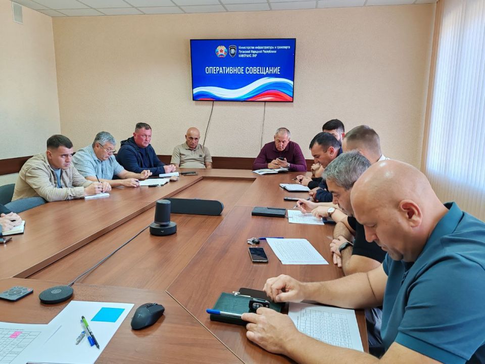 Альберт Апшев: На территории Луганской Народной Республики продолжаются масштабные работы по обновлению улично-дорожной сети опорных населенных пунктов Альберт Апшев: На территории Луганской Народной Республики продолжаются масштабные работы по обновлению улично-дорожной сети опорных населенных пунктов