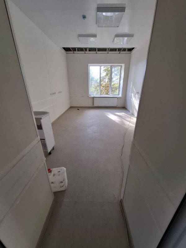 Специалисты из Воронежской области ведут работы по восстановлению Белокуракинской центральной районной больницы Специалисты из Воронежской области ведут работы по восстановлению Белокуракинской центральной районной больницы