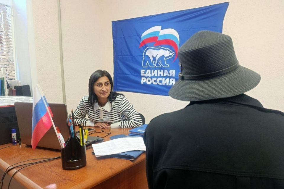 Депутаты ведут работу по решению проблемных вопросов жителей республики Депутаты ведут работу по решению проблемных вопросов жителей республики