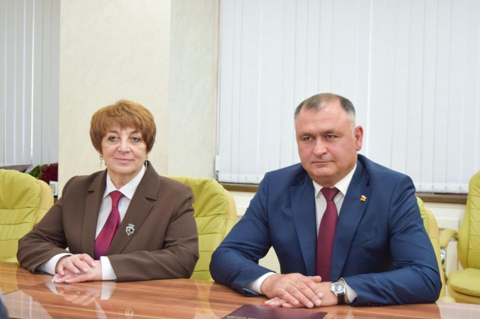 ������ ��������: ��������� ��� �������� ������������� ������������� ����� � ����� ������