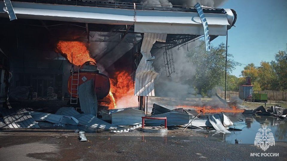 Пожар на АЗС в Северодонецке ликвидирован Пожар на АЗС в Северодонецке ликвидирован