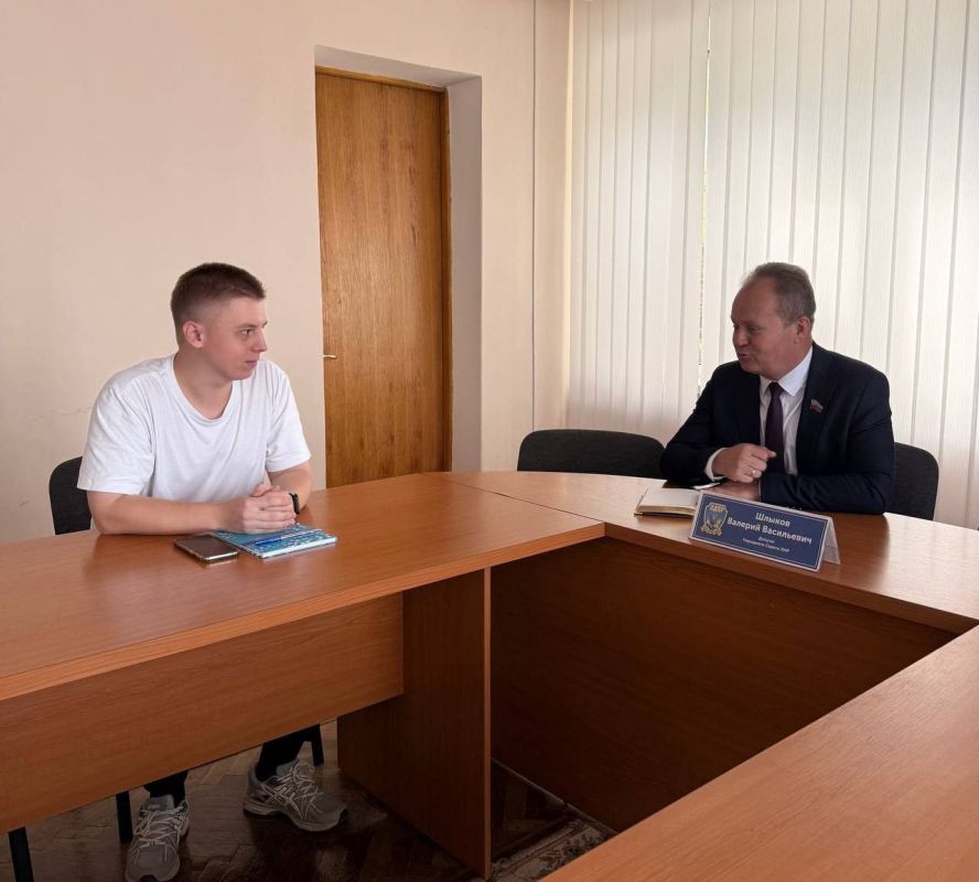 Депутаты ведут работу по решению проблемных вопросов жителей республики Депутаты ведут работу по решению проблемных вопросов жителей республики