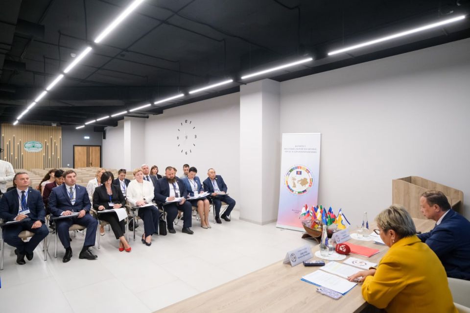 Делегация Народного Совета приняла участие в 43-й Конференции Южно-Российской Парламентской Ассоциации Делегация Народного Совета приняла участие в 43-й Конференции Южно-Российской Парламентской Ассоциации