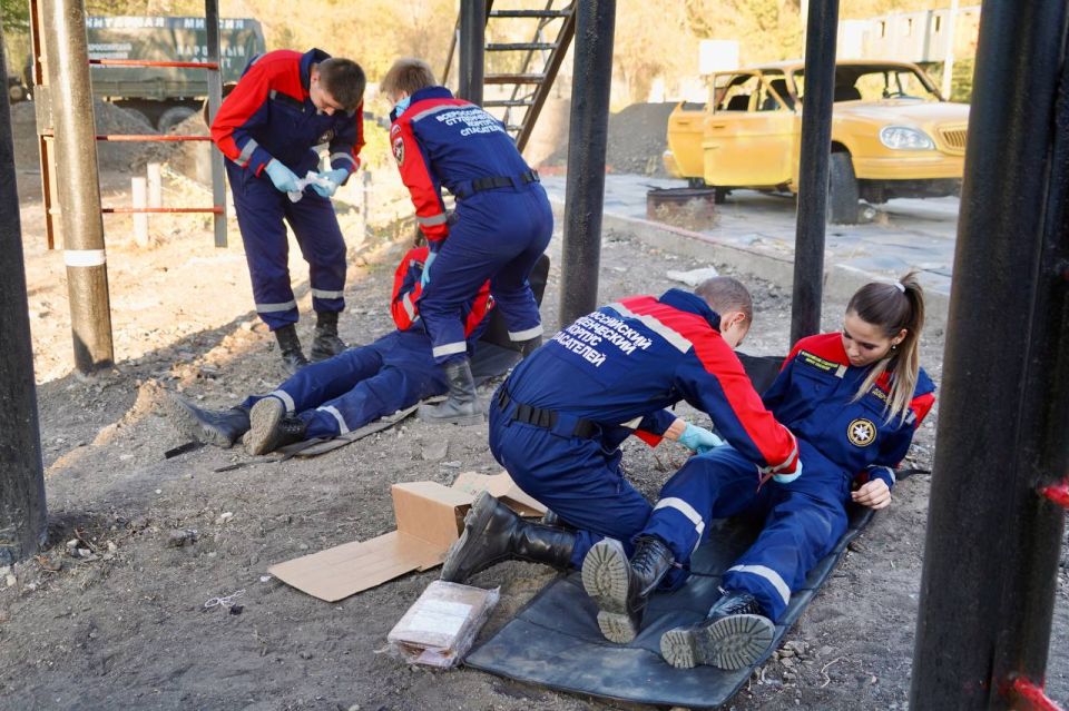 Добровольцы Луганского РО ВСКС на пути к профессионализму Добровольцы Луганского РО ВСКС на пути к профессионализму