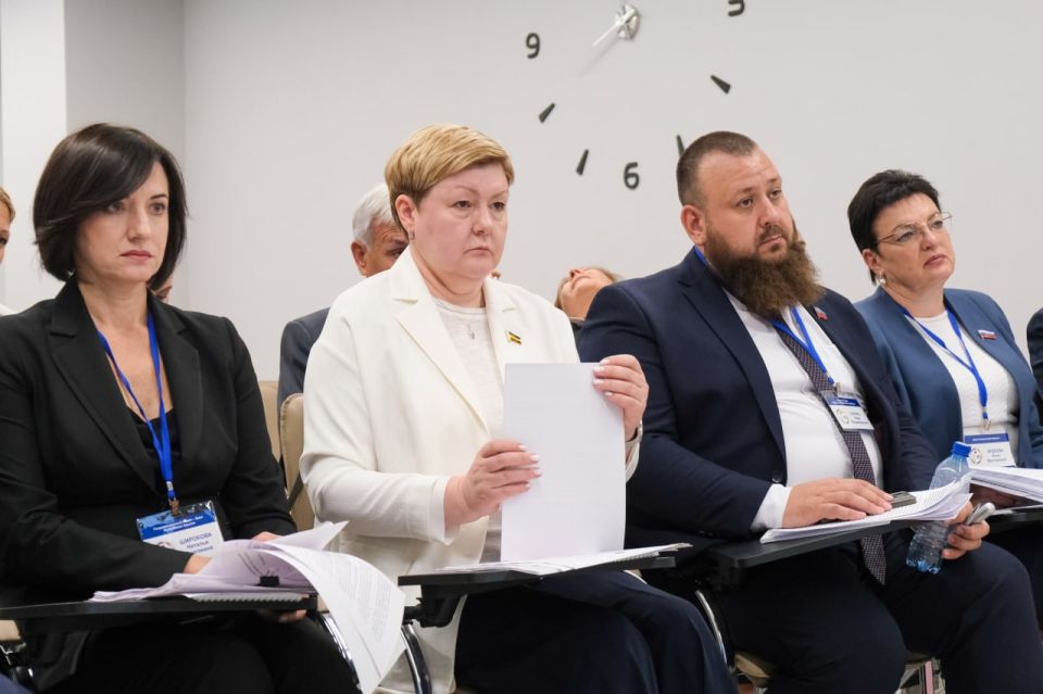 Делегация Народного Совета приняла участие в 43-й Конференции Южно-Российской Парламентской Ассоциации Делегация Народного Совета приняла участие в 43-й Конференции Южно-Российской Парламентской Ассоциации