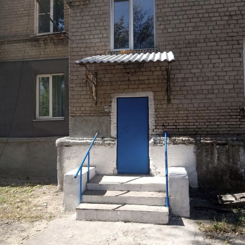 Брянковский филиал управляющей компании МКД отремонтировал 6 повреждённых подъездных козырьков Брянковский филиал управляющей компании МКД отремонтировал 6 повреждённых подъездных козырьков