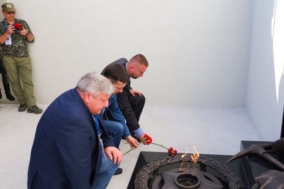 Мемориальный комплекс на реке Миус станет новым местом силы и преемственности поколений – Денис Мирошниченко Мемориальный комплекс на реке Миус станет новым местом силы и преемственности поколений – Денис Мирошниченко