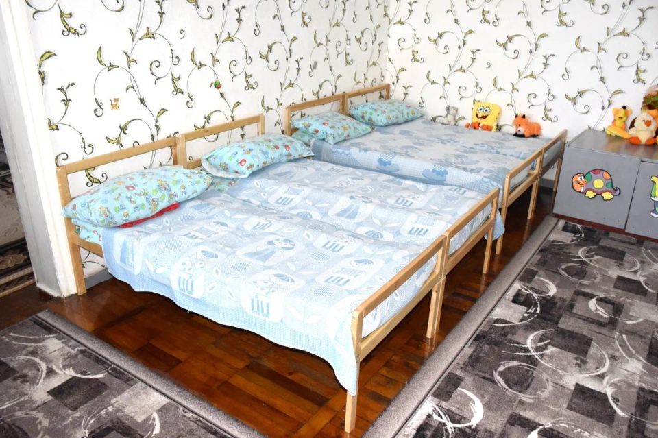 В ГБДОУ ЛНР «Краснолучский ясли-сад № 15 «Роза» доставили новую мебель В ГБДОУ ЛНР «Краснолучский ясли-сад № 15 «Роза» доставили новую мебель
