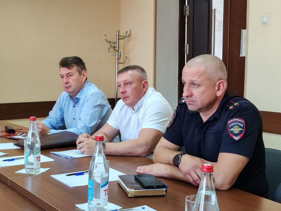 Альберт Апшев: Безопасность пассажиров — не на словах, а на деле Альберт Апшев: Безопасность пассажиров — не на словах, а на деле
