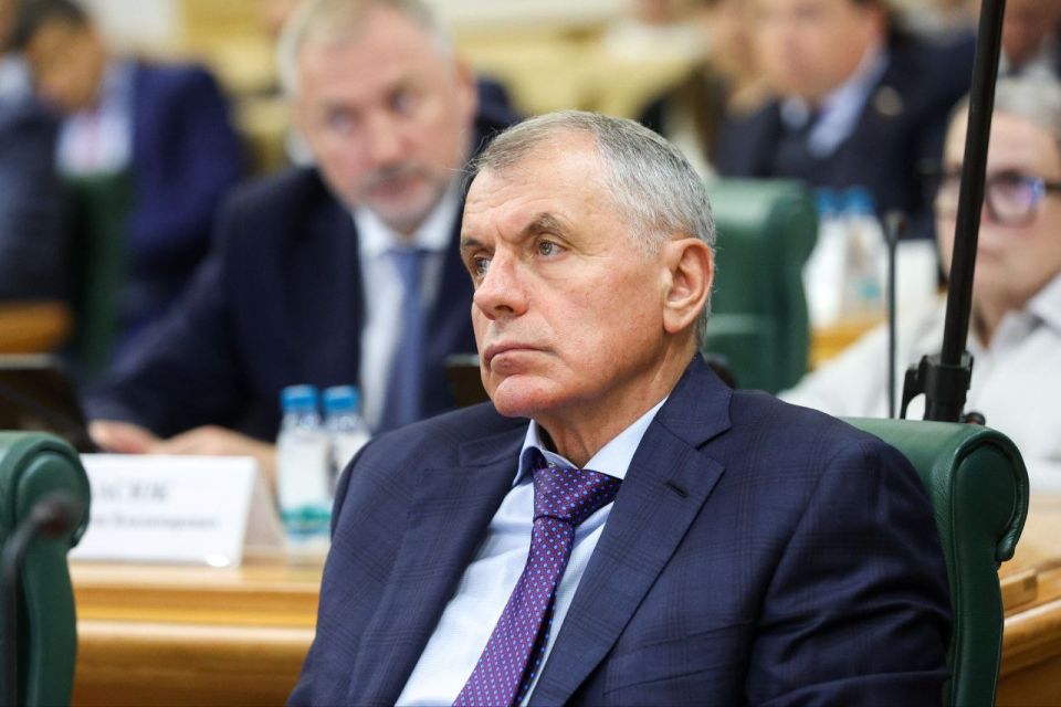 Владимир Константинов: В Совете Федерации России прошло очередное заседание Совета по вопросам интеграции воссоединенных субъектов РФ в правовую и социально-экономическую системы России Владимир Константинов: В Совете Федерации России прошло очередное заседание Совета по вопросам интеграции воссоединенных субъектов РФ в правовую и социально-экономическую системы России