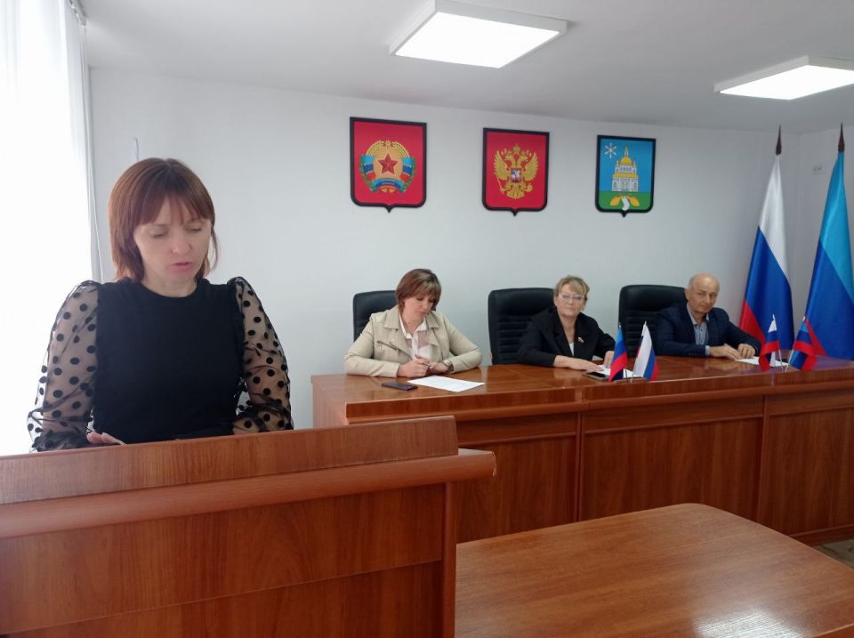 Состоялись заседания постоянных комиссий Совета Новопсковского муниципального округа: по правовой политике и связям с общественностью; по бюджетной, финансовой, налоговой и имущественной политике; по социальной политике... Состоялись заседания постоянных комиссий Совета Новопсковского муниципального округа: по правовой политике и связям с общественностью; по бюджетной, финансовой, налоговой и имущественной политике; по социальной политике...