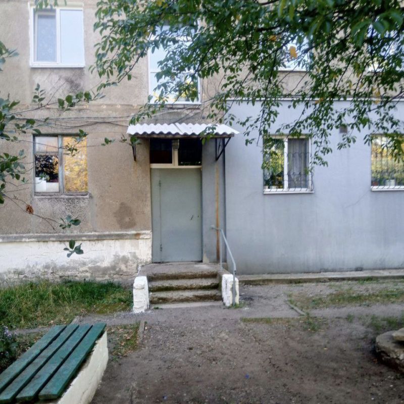 Брянковский филиал управляющей компании МКД отремонтировал 6 повреждённых подъездных козырьков Брянковский филиал управляющей компании МКД отремонтировал 6 повреждённых подъездных козырьков