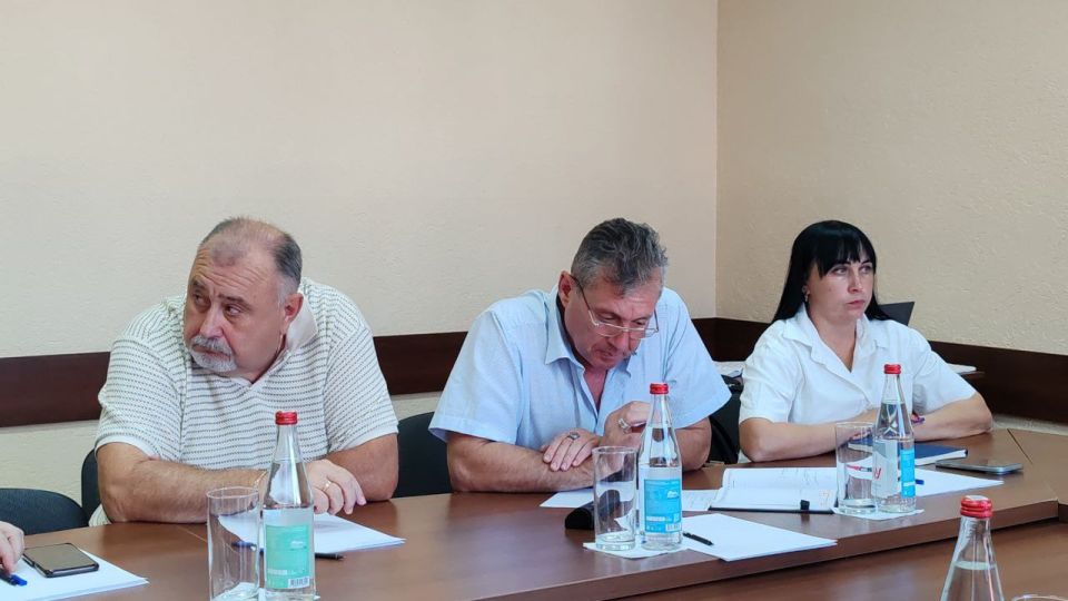Альберт Апшев: На повестке дня — возрождение воздушной гавани Луганщины! Альберт Апшев: На повестке дня — возрождение воздушной гавани Луганщины!