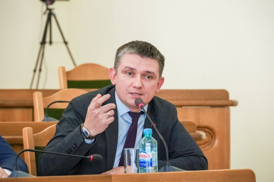 В фокусе «правительственного часа»: вопросы разграничения земель и кадастрового учета В фокусе «правительственного часа»: вопросы разграничения земель и кадастрового учета