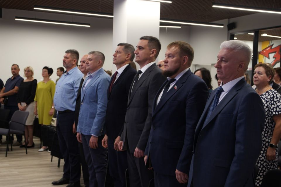 Машиностроителей ЛНР наградили в связи с профессиональным праздником Машиностроителей ЛНР наградили в связи с профессиональным праздником