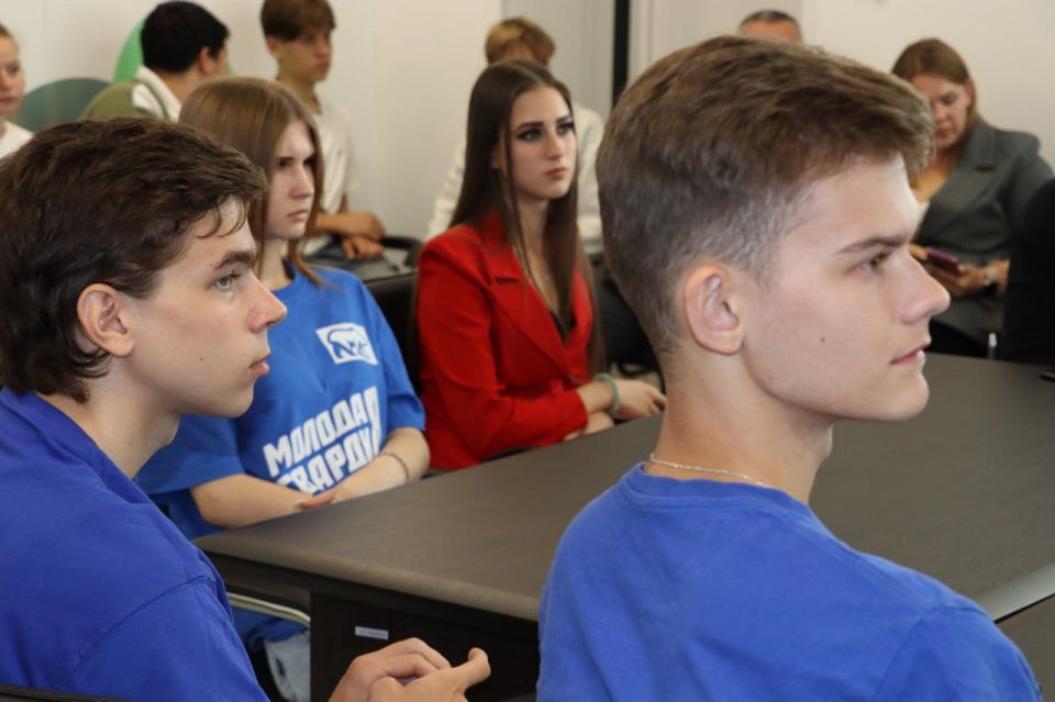 В Северодонецке открыли еще 3 отделения «Молодой Гвардии Единой России» В Северодонецке открыли еще 3 отделения «Молодой Гвардии Единой России»