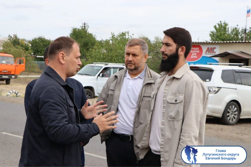 Подборка о ГЛАВном. Глава Станично-Луганского округа - Альберт Зинченко Подборка о ГЛАВном. Глава Станично-Луганского округа - Альберт Зинченко