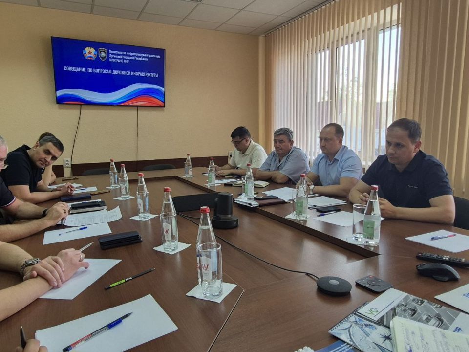 Народный ансамбль танца «Рапсодия» выдвинут на получение ведомственной награды Минкульта России – звания «Заслуженный коллектив народного творчества» Народный ансамбль танца «Рапсодия» выдвинут на получение ведомственной награды Минкульта России – звания «Заслуженный коллектив народного творчества»