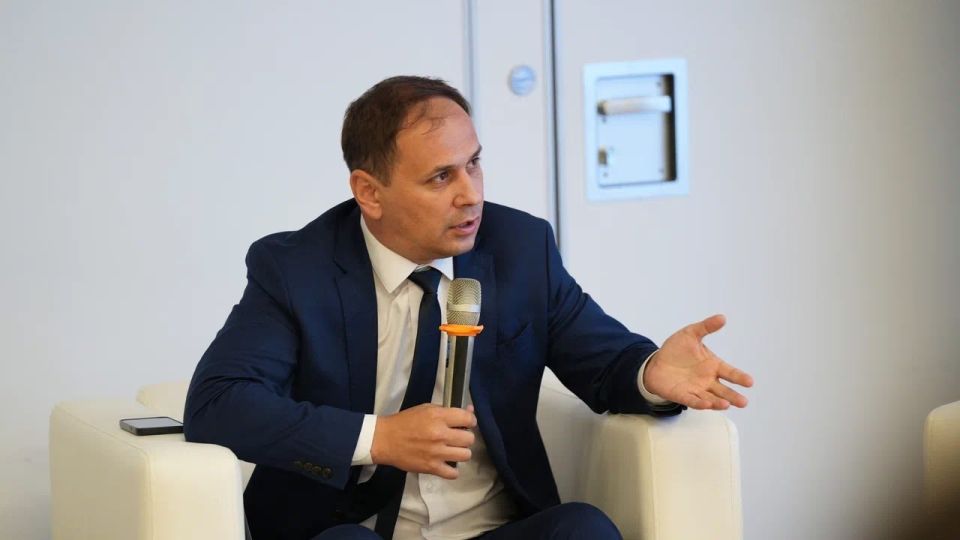 Альберт Апшев: Определены точки роста для ускоренной интеграции региона в экономическое пространство России Альберт Апшев: Определены точки роста для ускоренной интеграции региона в экономическое пространство России