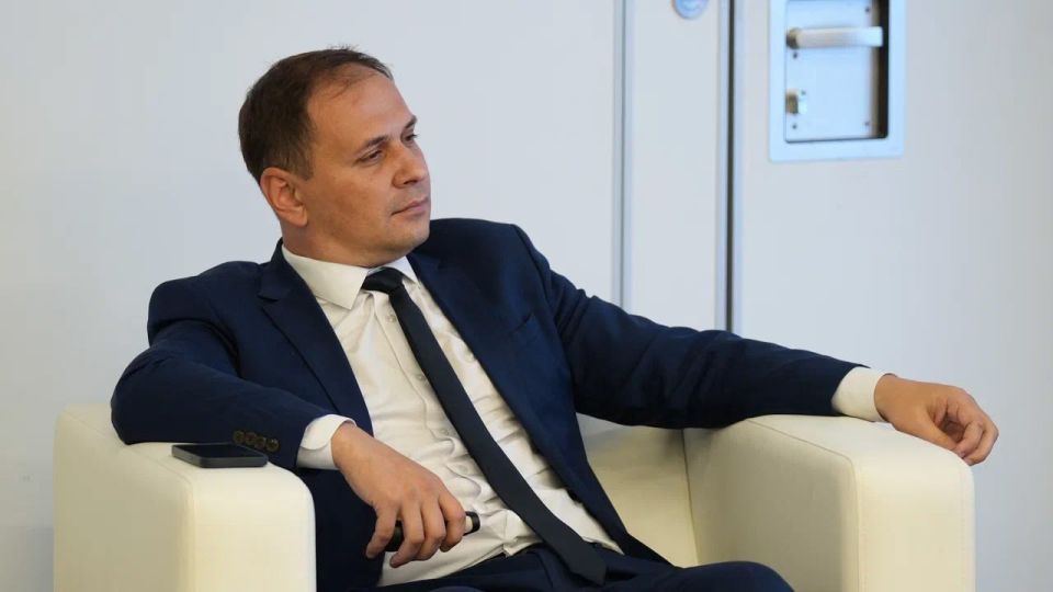 Альберт Апшев: Определены точки роста для ускоренной интеграции региона в экономическое пространство России Альберт Апшев: Определены точки роста для ускоренной интеграции региона в экономическое пространство России