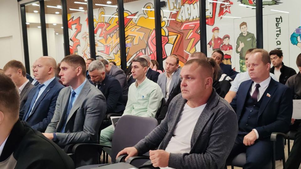 Альберт Апшев: Определены точки роста для ускоренной интеграции региона в экономическое пространство России Альберт Апшев: Определены точки роста для ускоренной интеграции региона в экономическое пространство России