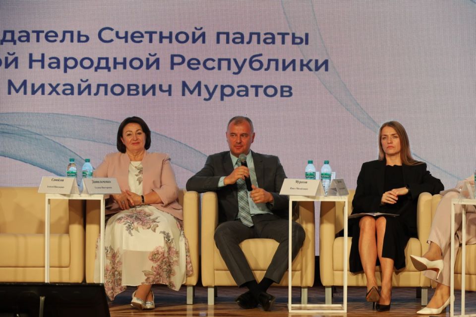 ВАРМСУ поддержала форум в Луганске «Интеграция Луганской Народной Республики: результаты и новые вызовы», где эксперты, представители общественности и органов власти обсудили итоги и вызовы интеграции ЛНР в правовое... ВАРМСУ поддержала форум в Луганске «Интеграция Луганской Народной Республики: результаты и новые вызовы», где эксперты, представители общественности и органов власти обсудили итоги и вызовы интеграции ЛНР в правовое...