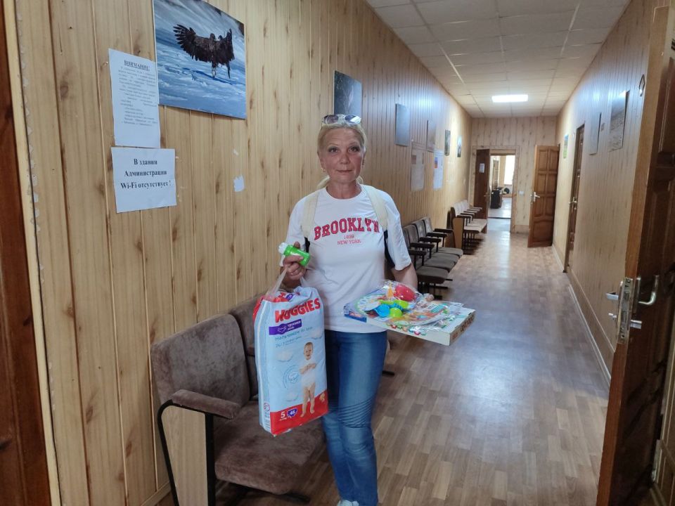 «Эстафета добрых дел». Кременские единороссы организовали акцию по помощи семьям с детьми, которые оказались в трудной жизненной ситуации «Эстафета добрых дел». Кременские единороссы организовали акцию по помощи семьям с детьми, которые оказались в трудной жизненной ситуации