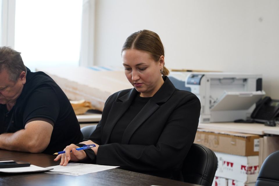 Сотрудники Министерства чрезвычайных ситуаций Луганской Народной Республики приняли участие в шестом этапе Эстафеты 2025 года «Думай о будущем: страхование и накопления» Сотрудники Министерства чрезвычайных ситуаций Луганской Народной Республики приняли участие в шестом этапе Эстафеты 2025 года «Думай о будущем: страхование и накопления»