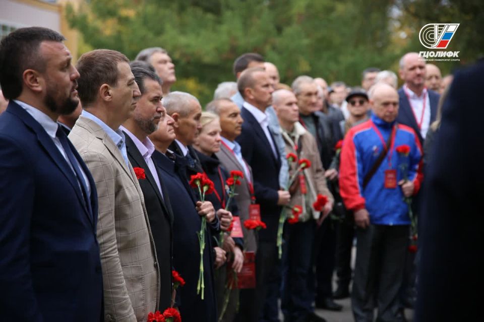 ������ �� ��� ������� ������� ���������� ������ ������� � V ������������� ������-������������ ����������� � ������������� �������� ������� � �������� ������� ����� ���������� �����������, ����������� ������ ����������...