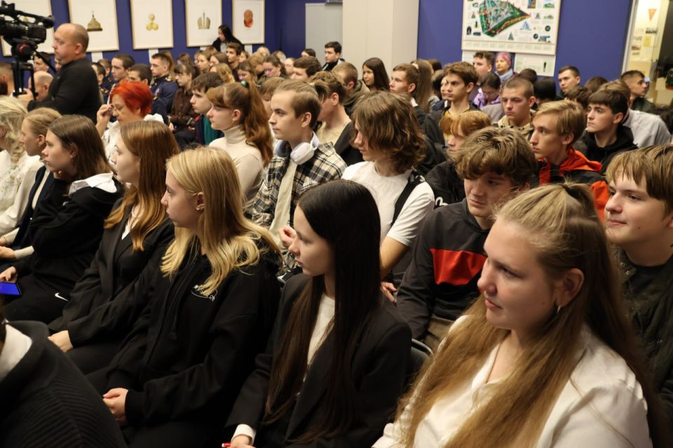 ������� ������ �� ������� ������ � ��������� ������������� �����