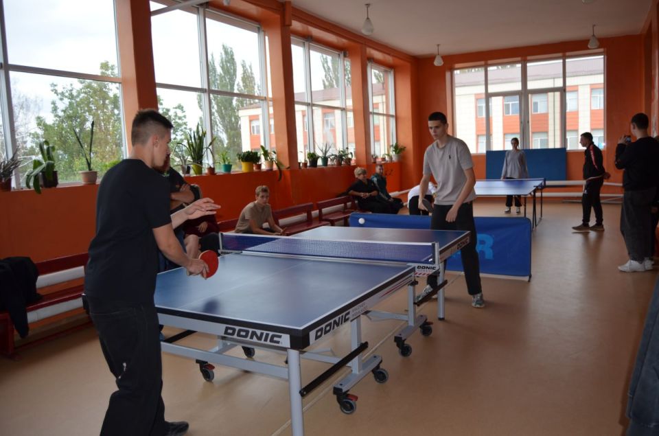 В спортшколе Брянки открыли зал для игры в настольный теннис В спортшколе Брянки открыли зал для игры в настольный теннис