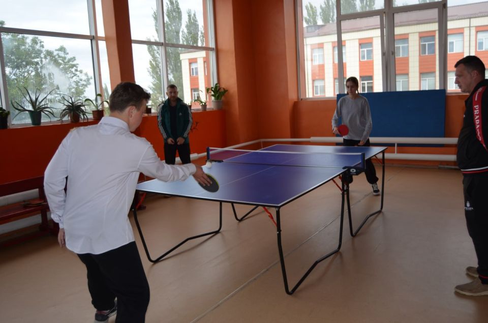 В спортшколе Брянки открыли зал для игры в настольный теннис В спортшколе Брянки открыли зал для игры в настольный теннис