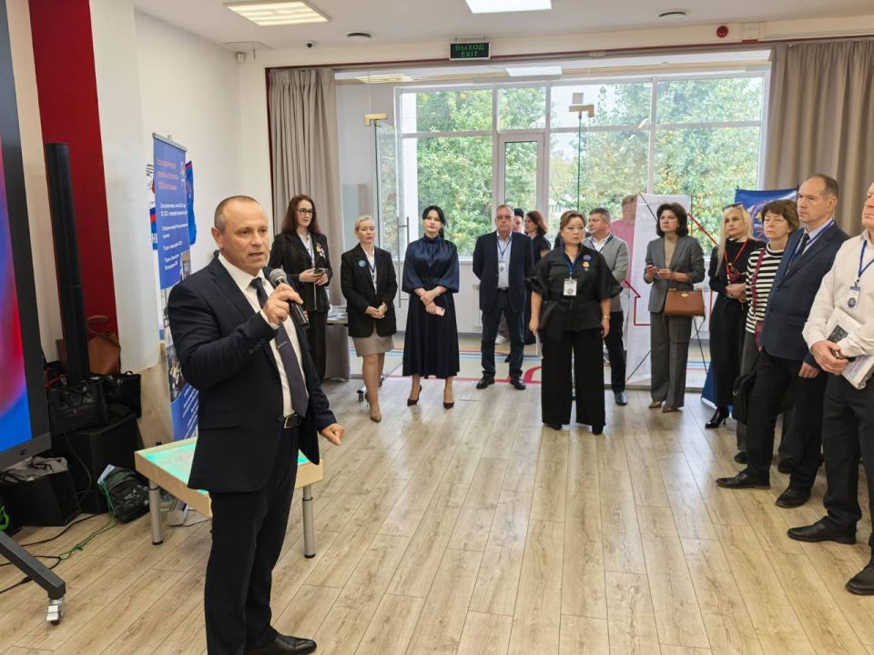 25 сентября в Москве прошел Форум "Родина у нас одна!" 25 сентября в Москве прошел Форум "Родина у нас одна!"