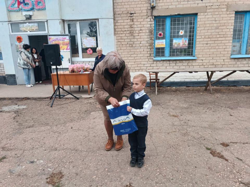 Праздничная программа в селе Давыдо-Никольское Праздничная программа в селе Давыдо-Никольское