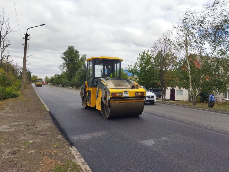 В городском округе город Ровеньки идет масштабное восстановление автодорог местного значения за счёт средств регионального бюджета В городском округе город Ровеньки идет масштабное восстановление автодорог местного значения за счёт средств регионального бюджета