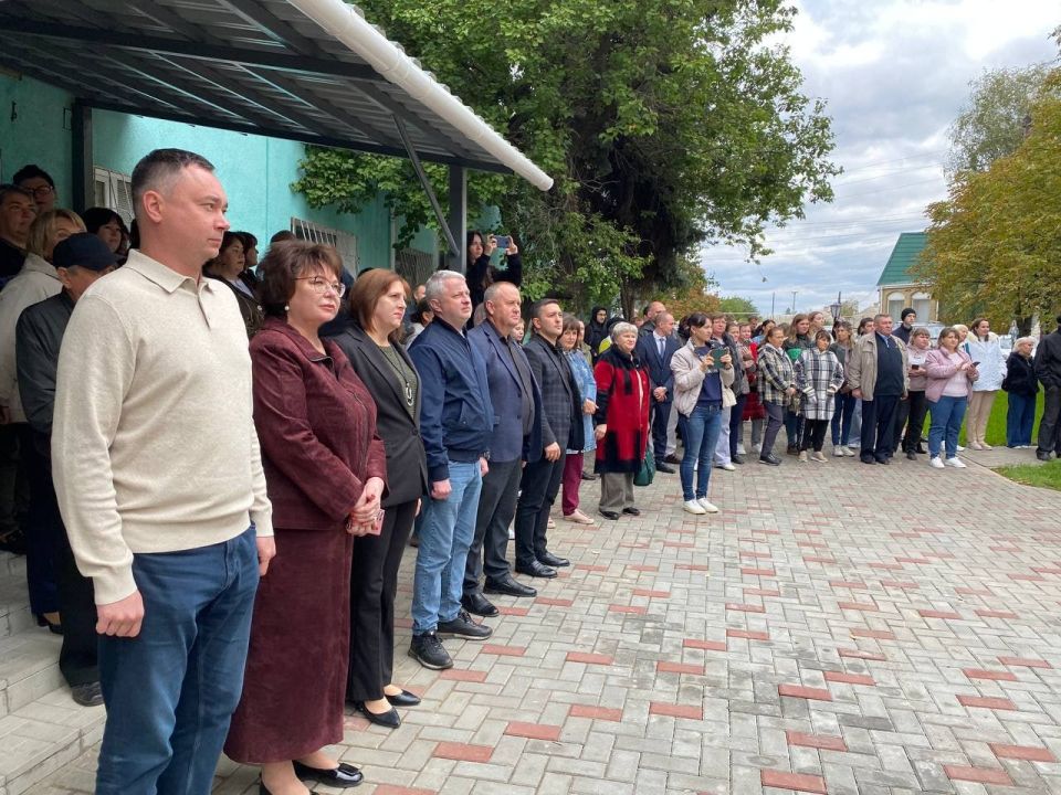 Марина Филиппова: В преддверии Дня воссоединения Луганской Народной Республики с Россией, в Новоайдаре состоялось торжественное открытие сквера Чернобыльцам Марина Филиппова: В преддверии Дня воссоединения Луганской Народной Республики с Россией, в Новоайдаре состоялось торжественное открытие сквера Чернобыльцам