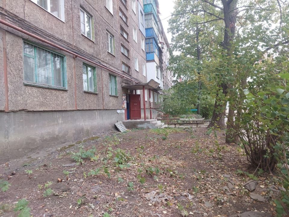 Председатель Совета городского округа проинспектировал ход работ по благоустройству внутриквартальных дворов, в том числе - по ул. Гмыри, 8 Председатель Совета городского округа проинспектировал ход работ по благоустройству внутриквартальных дворов, в том числе - по ул. Гмыри, 8