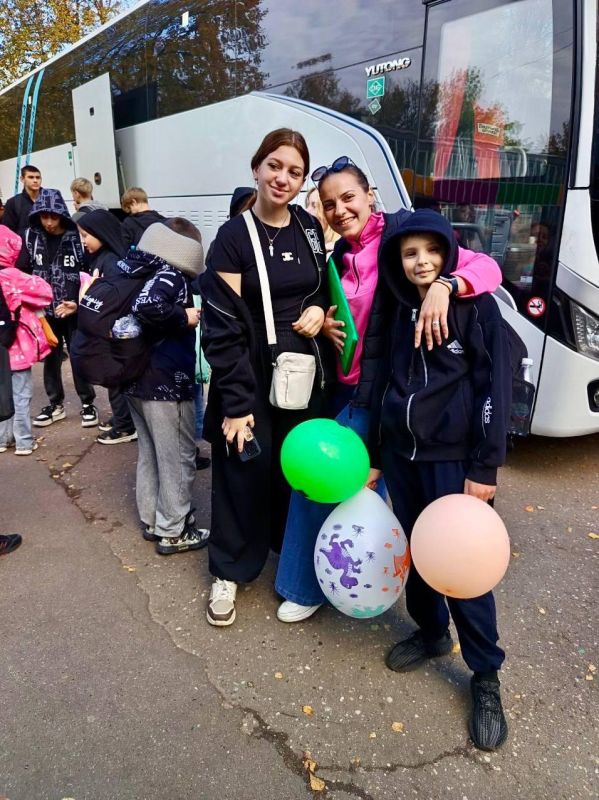 Дети из Марковского и Новопсковского округов ЛНР возвращаются с отдыха из Ивановской области Дети из Марковского и Новопсковского округов ЛНР возвращаются с отдыха из Ивановской области