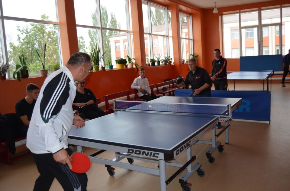 В спортшколе Брянки открыли зал для игры в настольный теннис В спортшколе Брянки открыли зал для игры в настольный теннис