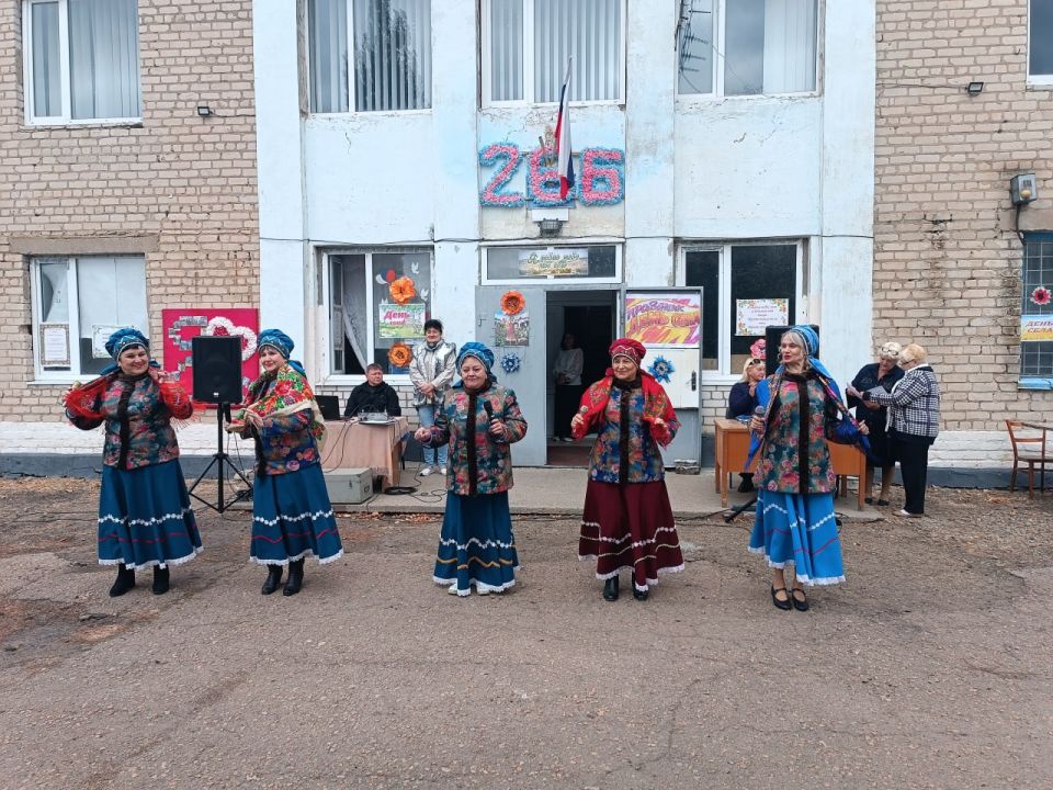 Праздничная программа в селе Давыдо-Никольское Праздничная программа в селе Давыдо-Никольское