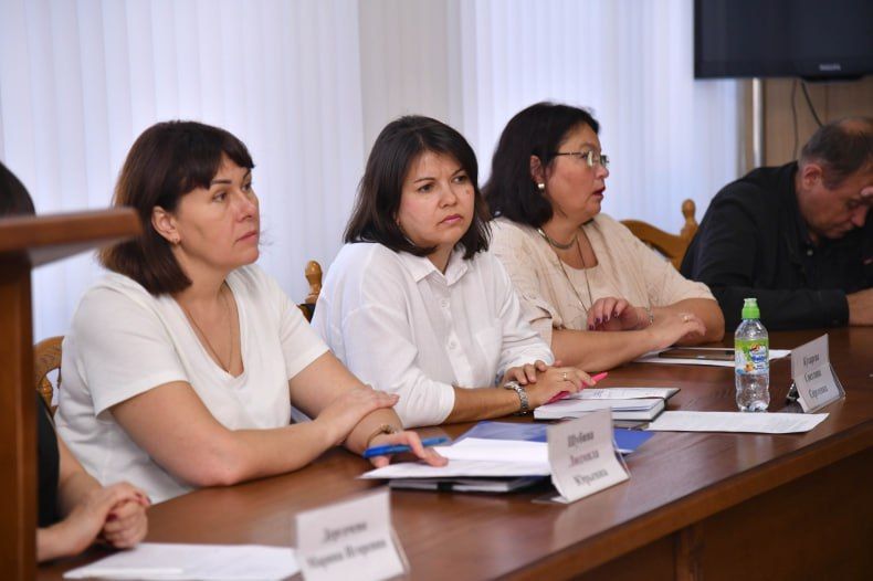 Проведено заседание Комиссии по делам несовершеннолетних и защите их прав Проведено заседание Комиссии по делам несовершеннолетних и защите их прав