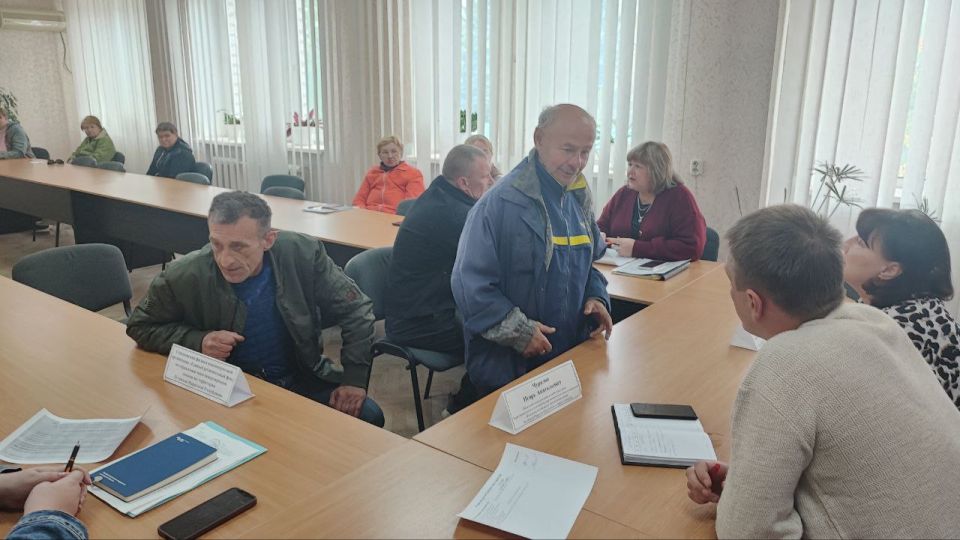 В Стаханове прошла мини-ярмарка вакансий В Стаханове прошла мини-ярмарка вакансий