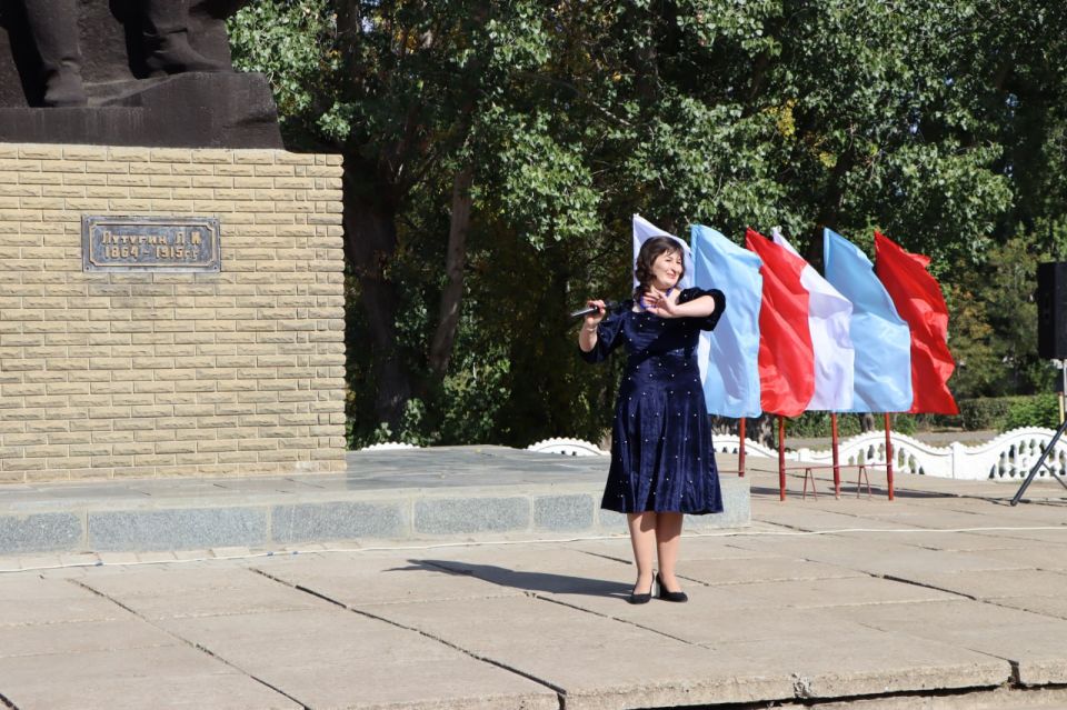 В Лутугино состоялось торжественное мероприятие, посвященное празднованию Дня города В Лутугино состоялось торжественное мероприятие, посвященное празднованию Дня города
